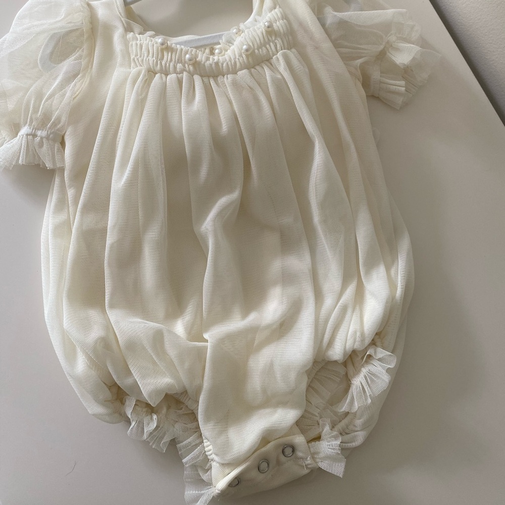 Ivory romper - Picture 2 of 6